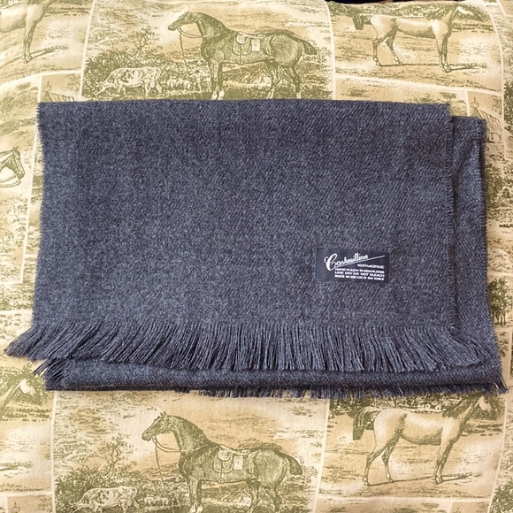 Vintage CASHMILLION Gray Scarf/Muffler - Picture 2 of 6